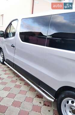 Мінівен Renault Trafic 2015 в 
