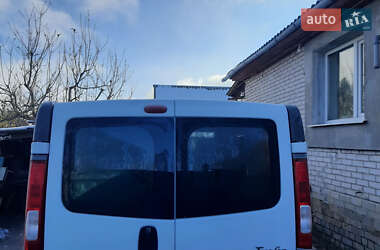 Минивэн Renault Trafic 2007 в 