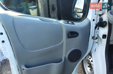 Минивэн Renault Trafic 2007 в 
