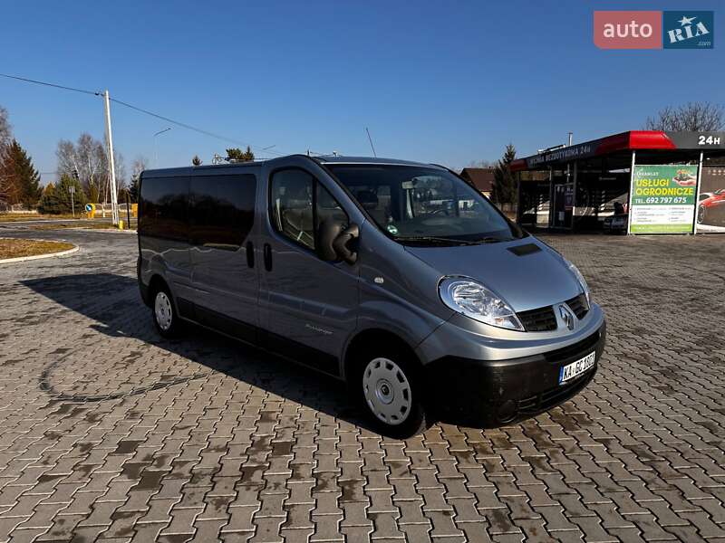 Минивэн Renault Trafic 2011 в Полтаве фото 3 Минивэн Renault Trafic 2011 в Полтаве