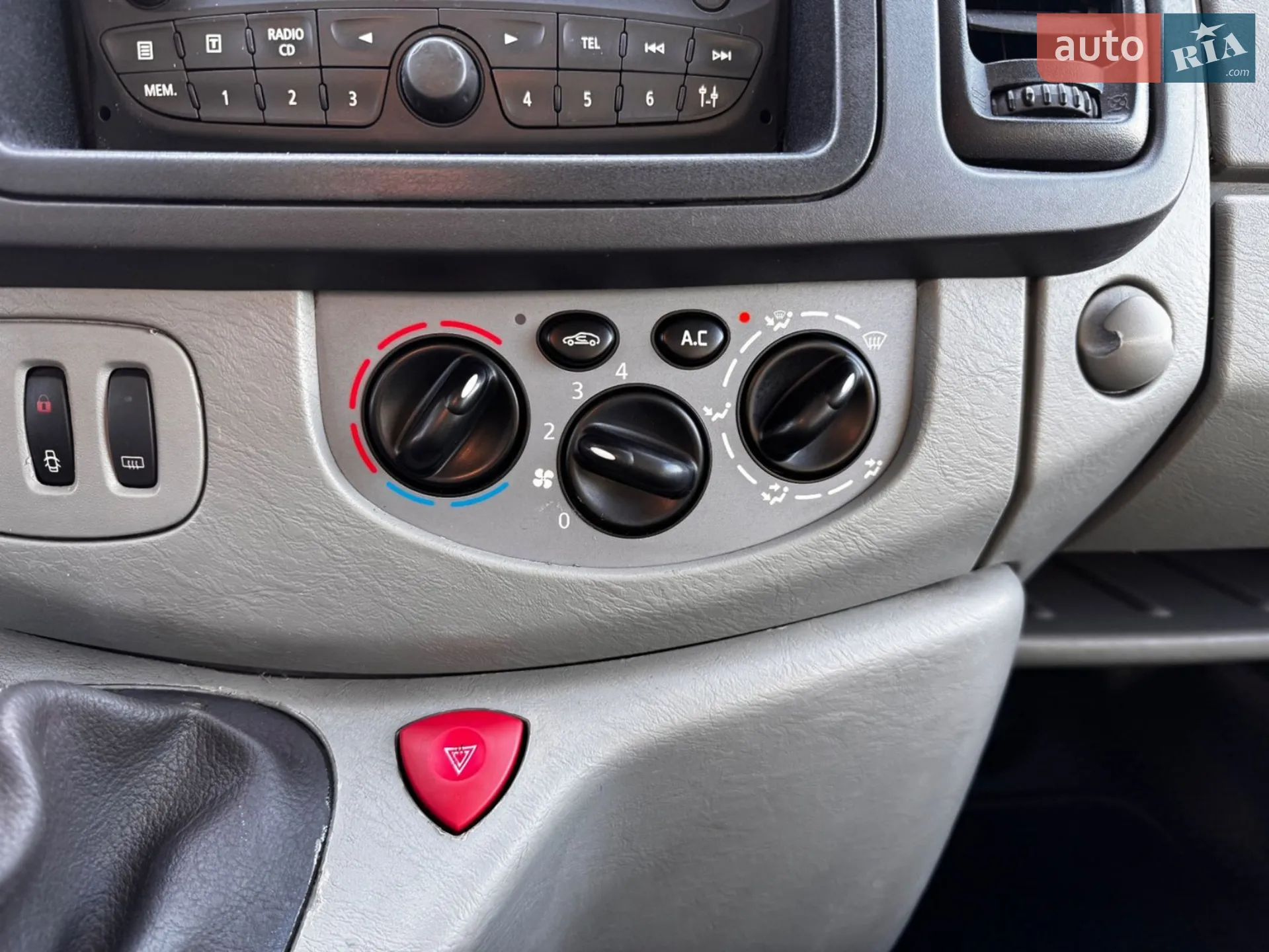 2011 Renault Trafic - мініатюра 20