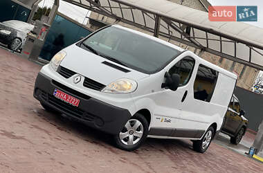 Минивэн Renault Trafic 2012 в Ровно