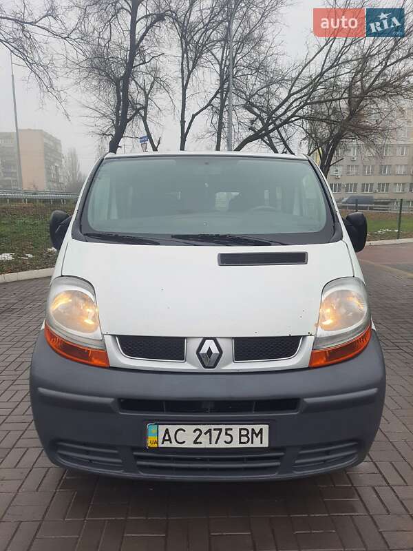 Мінівен Renault Trafic 2001 в Києві