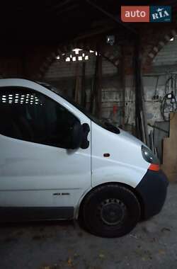 Минивэн Renault Trafic 2006 в Сумах