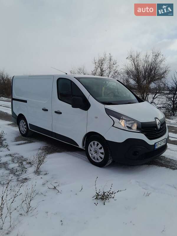 Вантажний фургон Renault Trafic 2016 в Запоріжжі