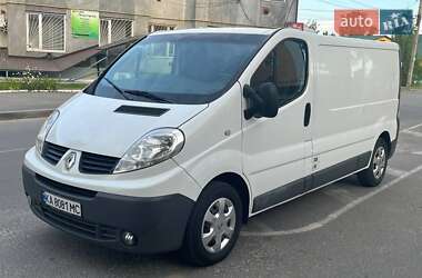 Вантажний фургон Renault Trafic 2014 в Кореці