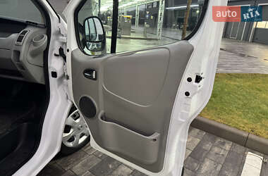 Минивэн Renault Trafic 2011 в Луцке