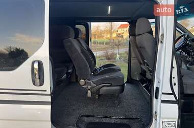 Мінівен Renault Trafic 2005 в Новояворівську