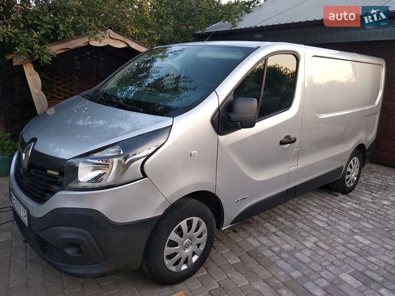 Грузопассажирский фургон Renault Trafic 2014 в Виннице