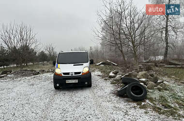 Мінівен Renault Trafic 2002 в Тернополі