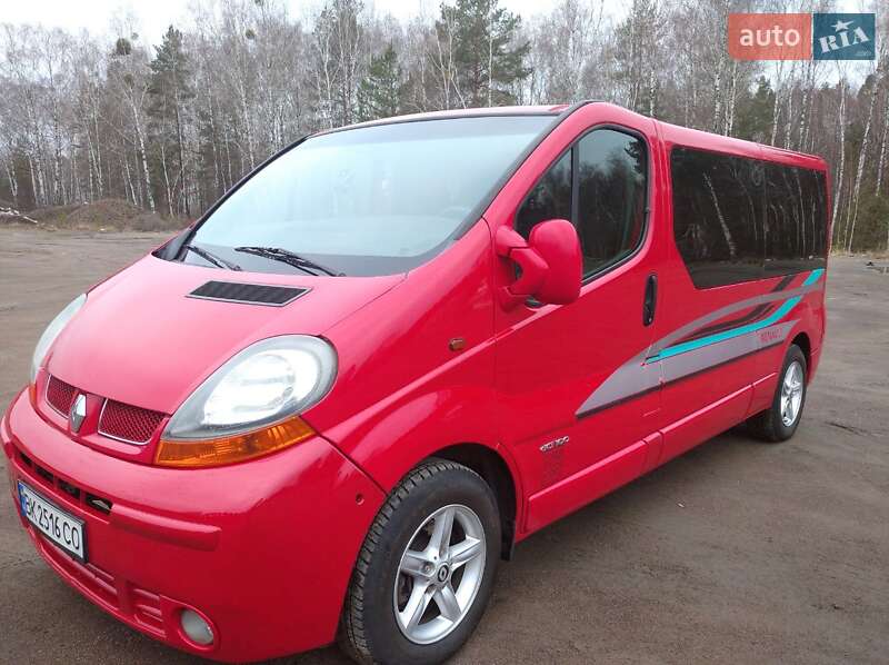 Минивэн Renault Trafic 2006 в Заречном