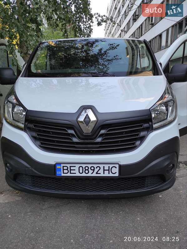 Вантажний фургон Renault Trafic 2016 в Миколаєві