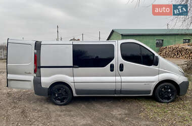 Мінівен Renault Trafic 2012 в Здолбуніві