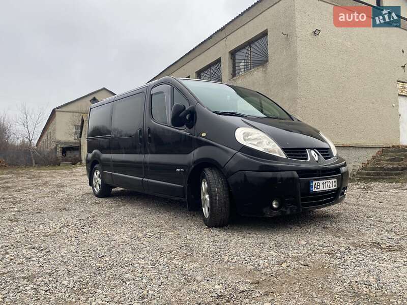 Минивэн Renault Trafic 2010 в Шаргороде