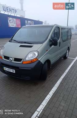 Мінівен Renault Trafic 2006 в Нововолинську