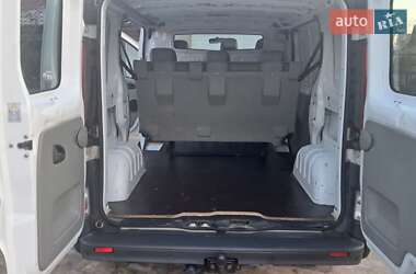 Вантажний фургон Renault Trafic 2012 в Вараші