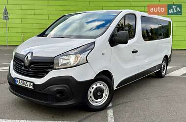 Вантажопасажирський фургон Renault Trafic 2016 в Києві