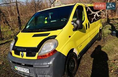 Мінівен Renault Trafic 2004 в Нижанковичах