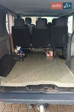 Минивэн Renault Trafic 2004 в Кривом Роге