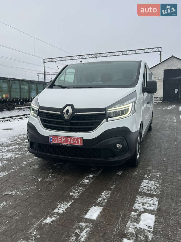 Вантажний фургон Renault Trafic 2019 в Дубні