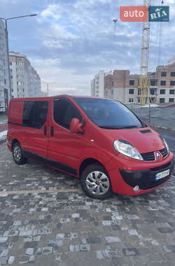 Вантажопасажирський фургон Renault Trafic 2007 в Вінниці