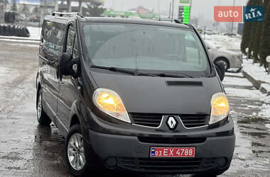 Мінівен Renault Trafic 2012 в Сарнах