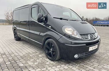 Вантажний фургон Renault Trafic 2013 в Радивиліві