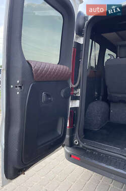 Мінівен Renault Trafic 2019 в 