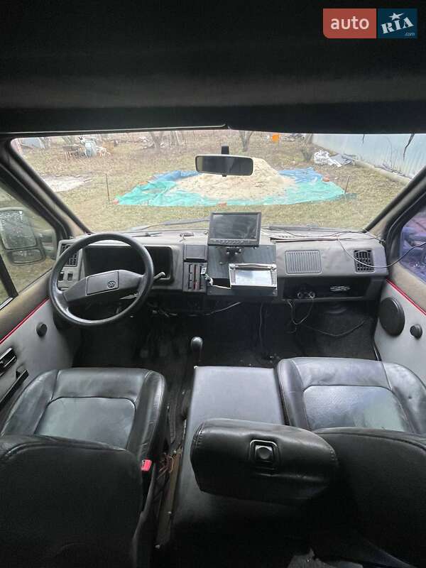 Грузопассажирский фургон Renault Trafic 1990 в Полтаве