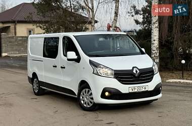 Мінівен Renault Trafic 2015 в Дубні