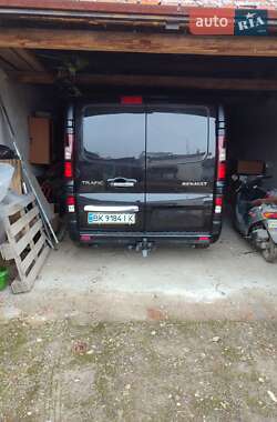 Грузовой фургон Renault Trafic 2016 в 