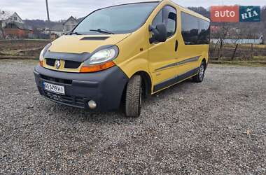 Мінівен Renault Trafic 2006 в Ужгороді