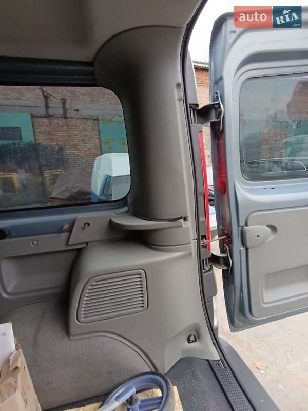 Минивэн Renault Trafic 2011 в Умани