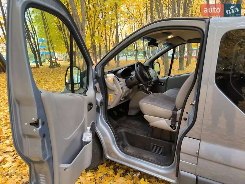 Минивэн Renault Trafic 2011 в Умани