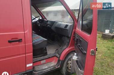 Вантажний фургон Renault Trafic 1992 в 