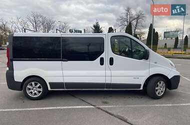 Мінівен Renault Trafic 2014 в 