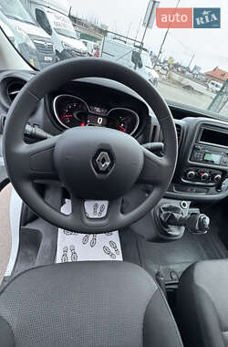 Грузовой фургон Renault Trafic 2020 в 