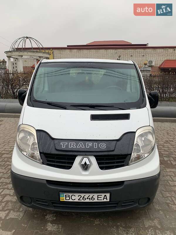 Мінівен Renault Trafic 2009 в Новояворівську