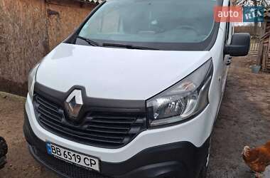 Грузопассажирский фургон Renault Trafic 2015 в Костополе