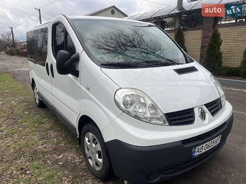 Мінівен Renault Trafic 2014 в Дніпрі