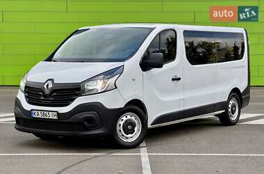 Вантажопасажирський фургон Renault Trafic 2016 в Києві