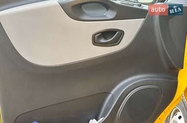 Грузовой фургон Renault Trafic 2017 в 
