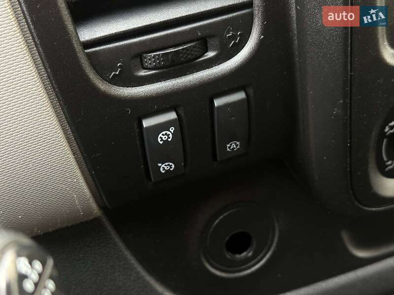 Вантажний фургон Renault Trafic 2017 в Одесі фото 16 Вантажний фургон Renault Trafic 2017 в Одесі