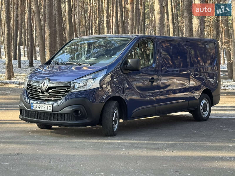 Грузовой фургон Renault Trafic 2015 в Черкассах