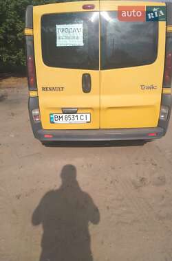 Грузовой фургон Renault Trafic 2006 в Сумах