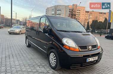 Мінівен Renault Trafic 2005 в Луцьку