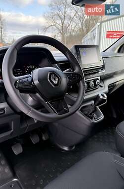 Грузовой фургон Renault Trafic 2024 в 