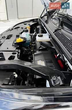 Грузовой фургон Renault Trafic 2024 в 