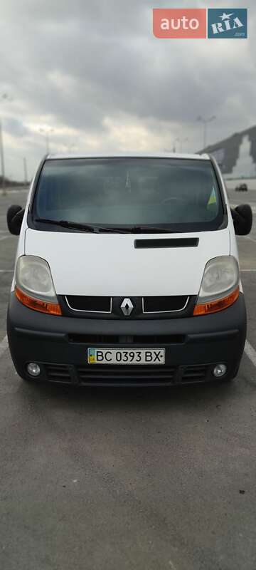 Минивэн Renault Trafic 2003 в 
