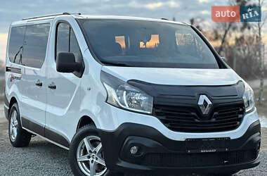 Минивэн Renault Trafic 2015 в Дубно